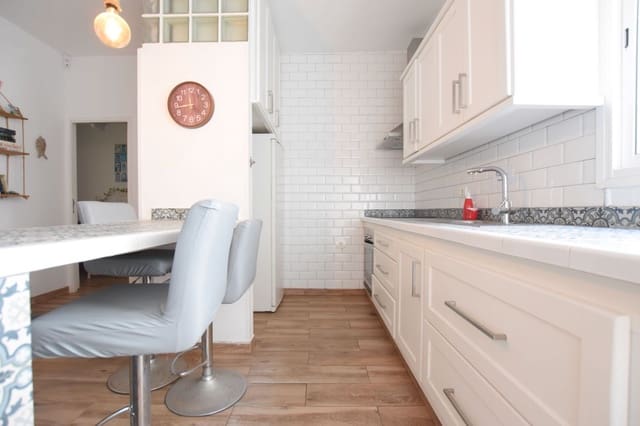 3 slaapkamer Huis te koop in Arico - € 240.000 (Ref: 9385110)