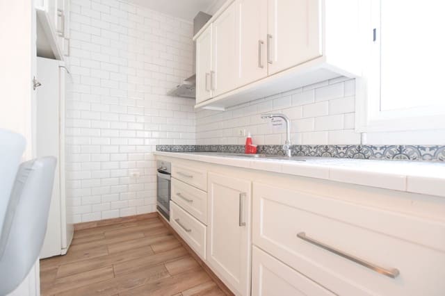 3 slaapkamer Huis te koop in Arico - € 240.000 (Ref: 9385110)