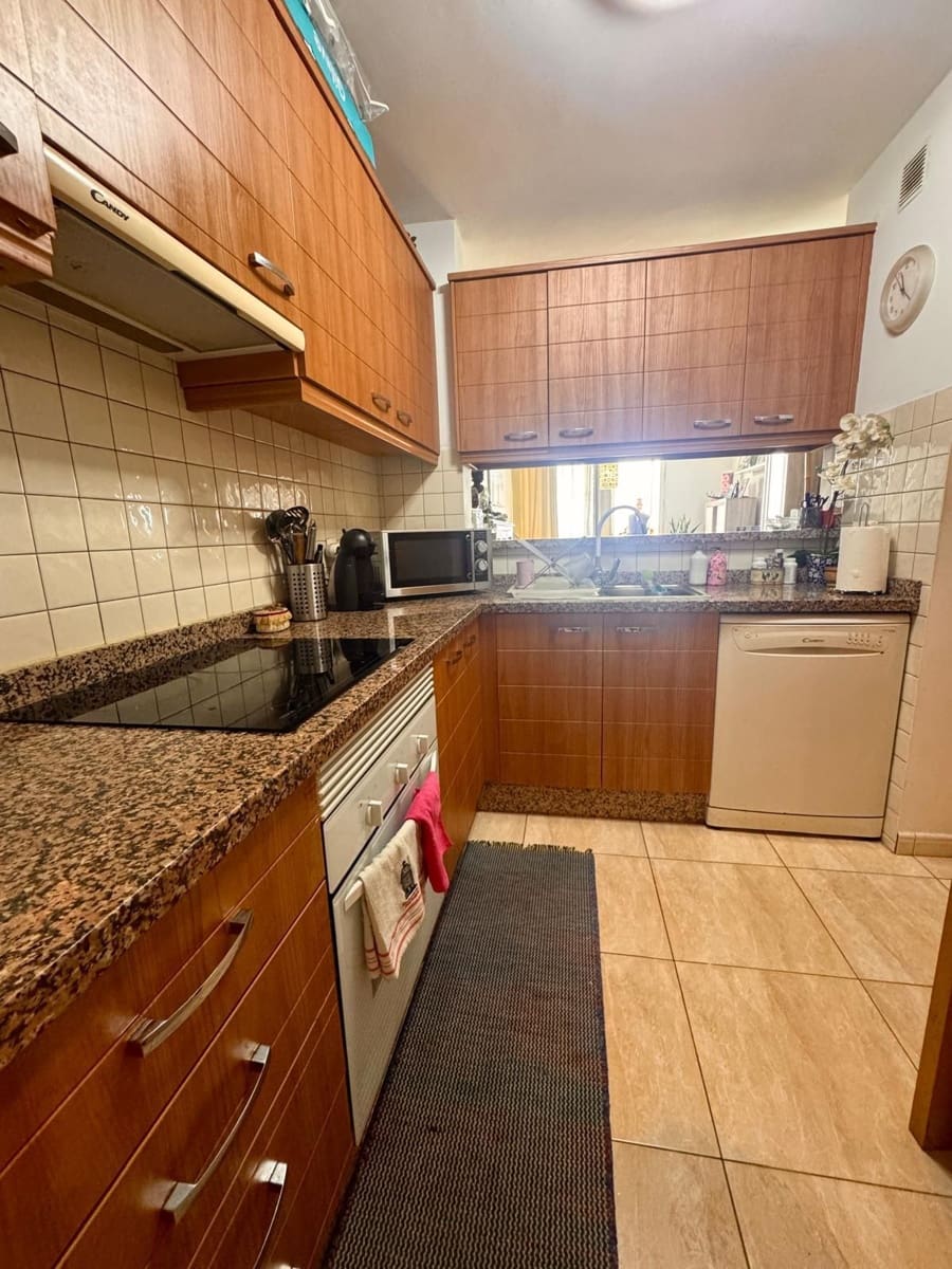 2 sypialnia Penthouse na sprzedaż w El Madronal z basenem garażem - 499 000 € (Ref: 9395717)