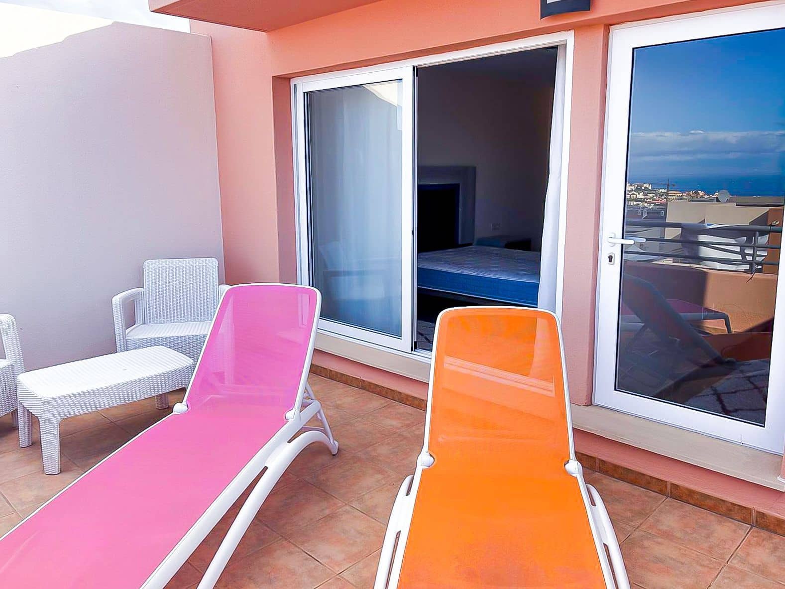 3 slaapkamer Halfvrijstaande villa te koop in El Madronal met garage - € 475.000 (Ref: 9395718)