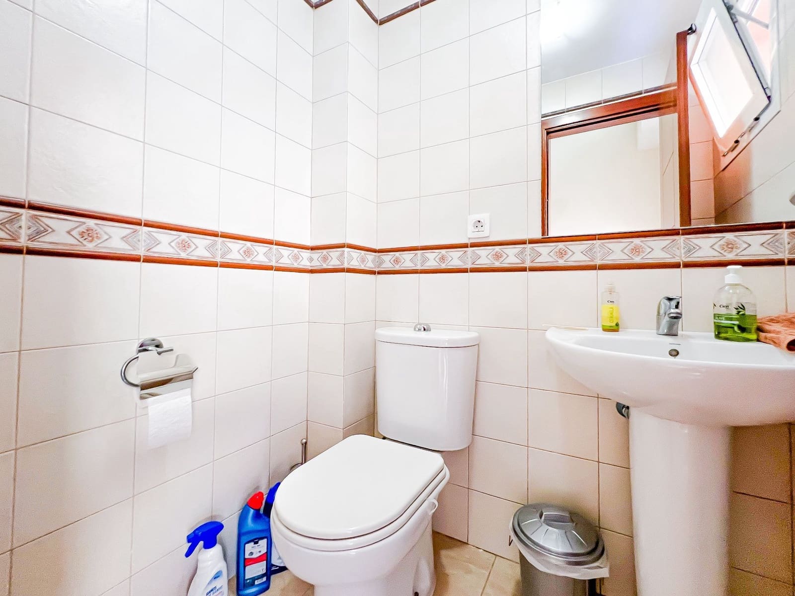 3 slaapkamer Halfvrijstaande villa te koop in El Madronal met garage - € 475.000 (Ref: 9395718)