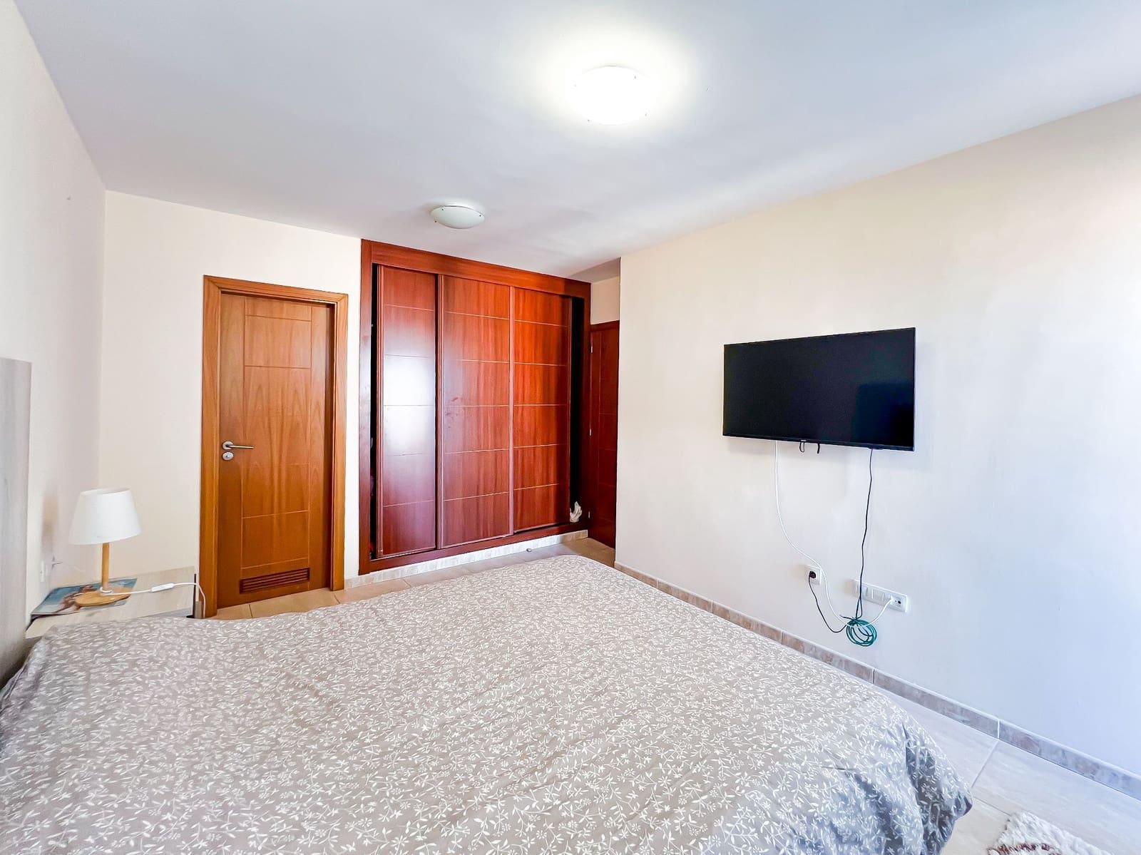 3 slaapkamer Halfvrijstaande villa te koop in El Madronal met garage - € 475.000 (Ref: 9395718)