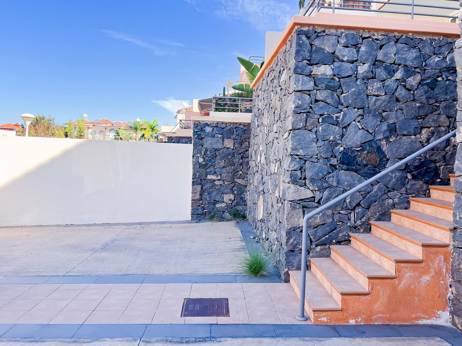 3 slaapkamer Halfvrijstaande villa te koop in El Madronal met garage - € 475.000 (Ref: 9395718)