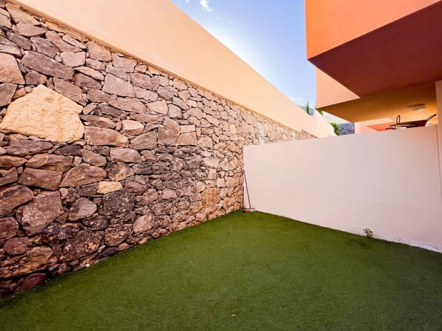 3 camera da letto Villetta Bifamiliare in vendita in El Madroñal, Adeje con garage - 475.000 € (Rif: 9395718)