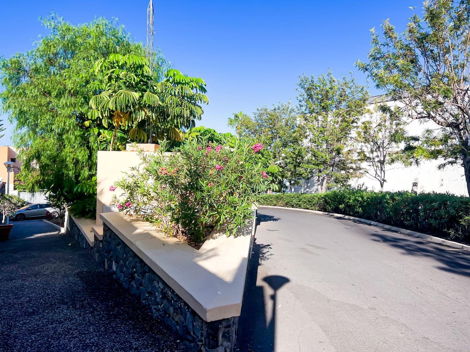 3 slaapkamer Halfvrijstaande villa te koop in El Madronal met garage - € 475.000 (Ref: 9395718)