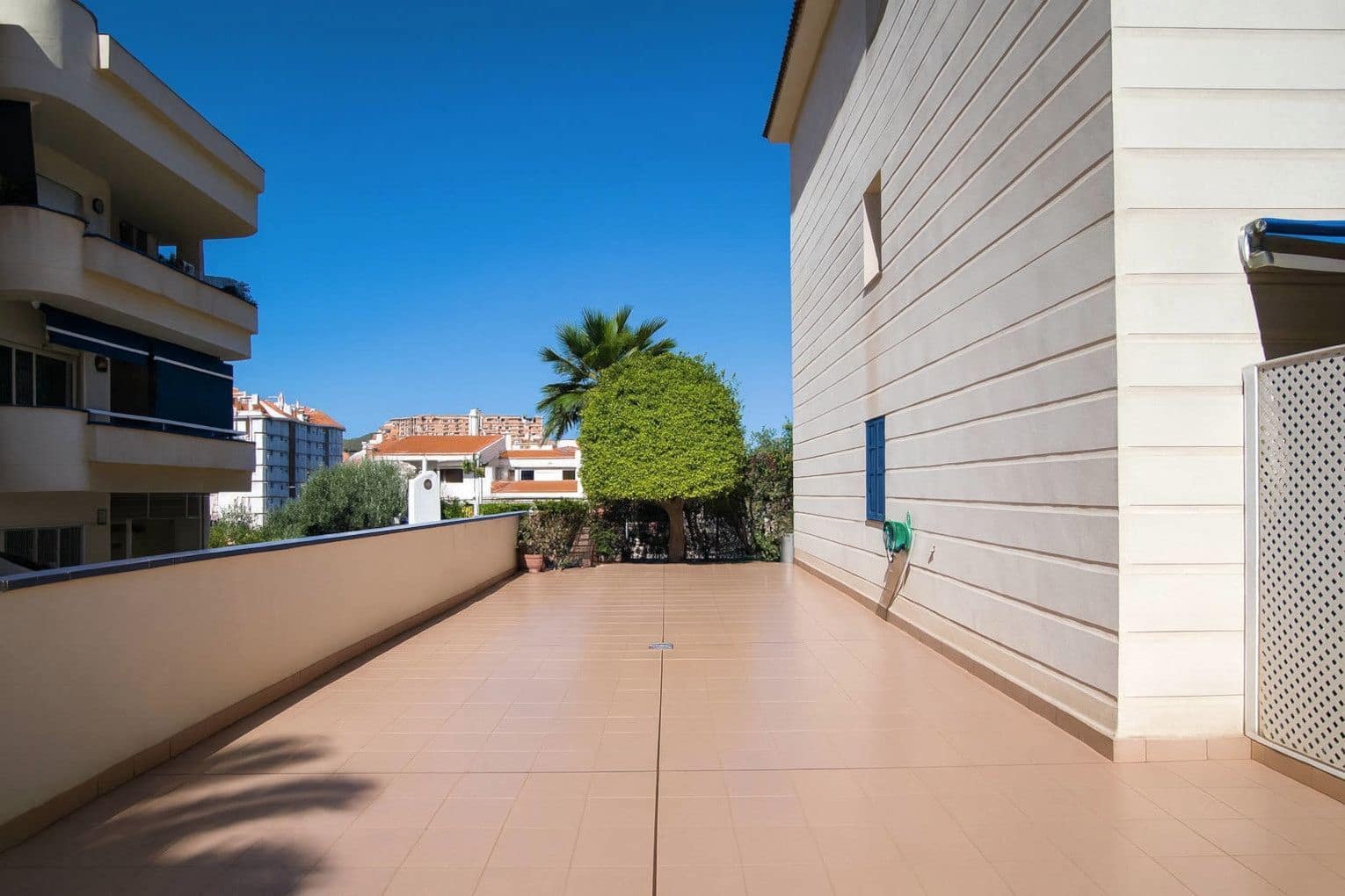 3 chambre Appartement à vendre à Los Cristianos avec piscine garage - 665 000 € (Ref: 9400380)