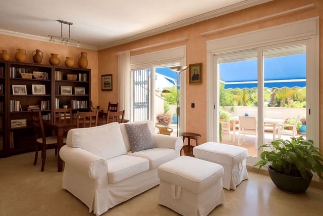 3 quarto Apartamento para venda em Los Cristianos, Arona com piscina garagem - 665 000 € (Ref: 9400380)