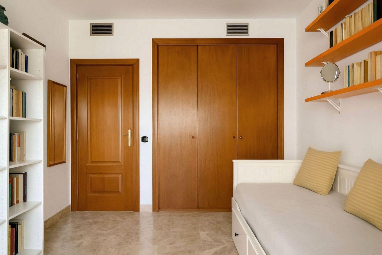 3 chambre Appartement à vendre à Los Cristianos avec piscine garage - 665 000 € (Ref: 9400380)