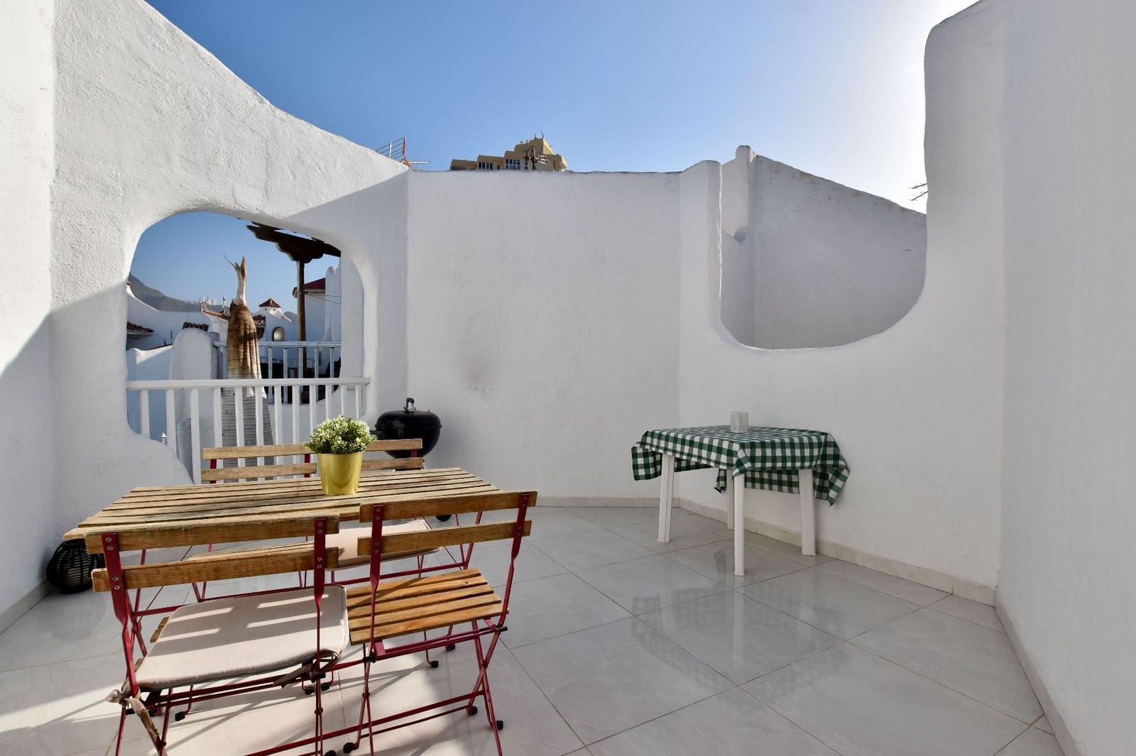 3 soveværelse Bungalow til salg i Costa Adeje med swimmingpool - € 450.000 (Ref: 9406220)