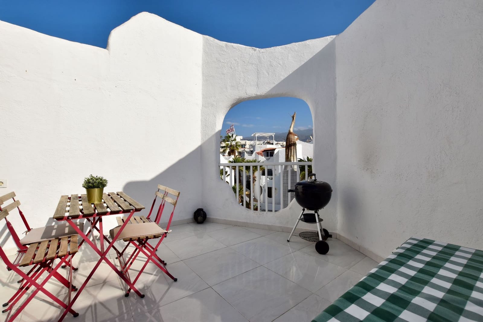 3 soveværelse Bungalow til salg i Costa Adeje med swimmingpool - € 450.000 (Ref: 9406220)