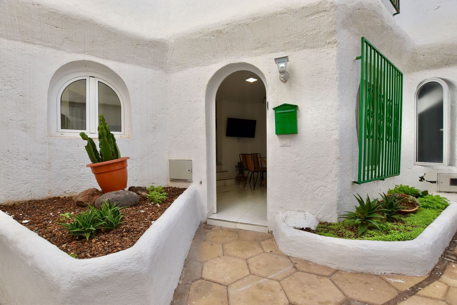 3 soveværelse Bungalow til salg i Costa Adeje med swimmingpool - € 450.000 (Ref: 9406220)