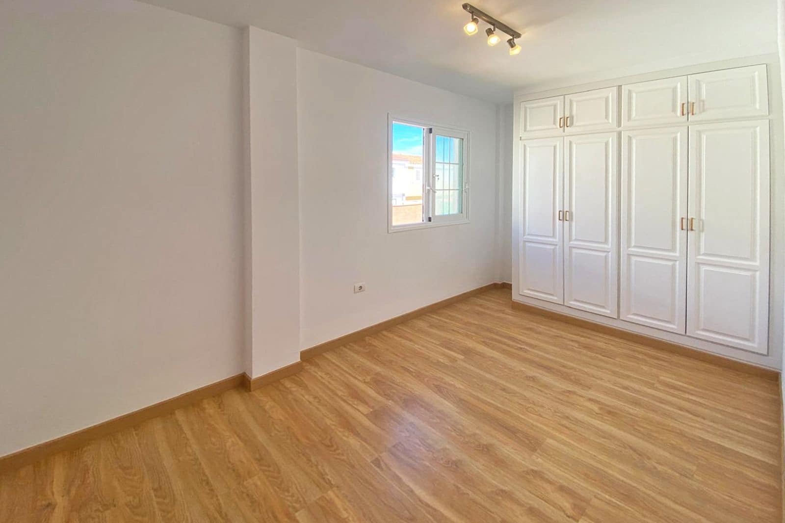 3 slaapkamer Villa te koop in Fasnia met garage - € 485.000 (Ref: 9413606)