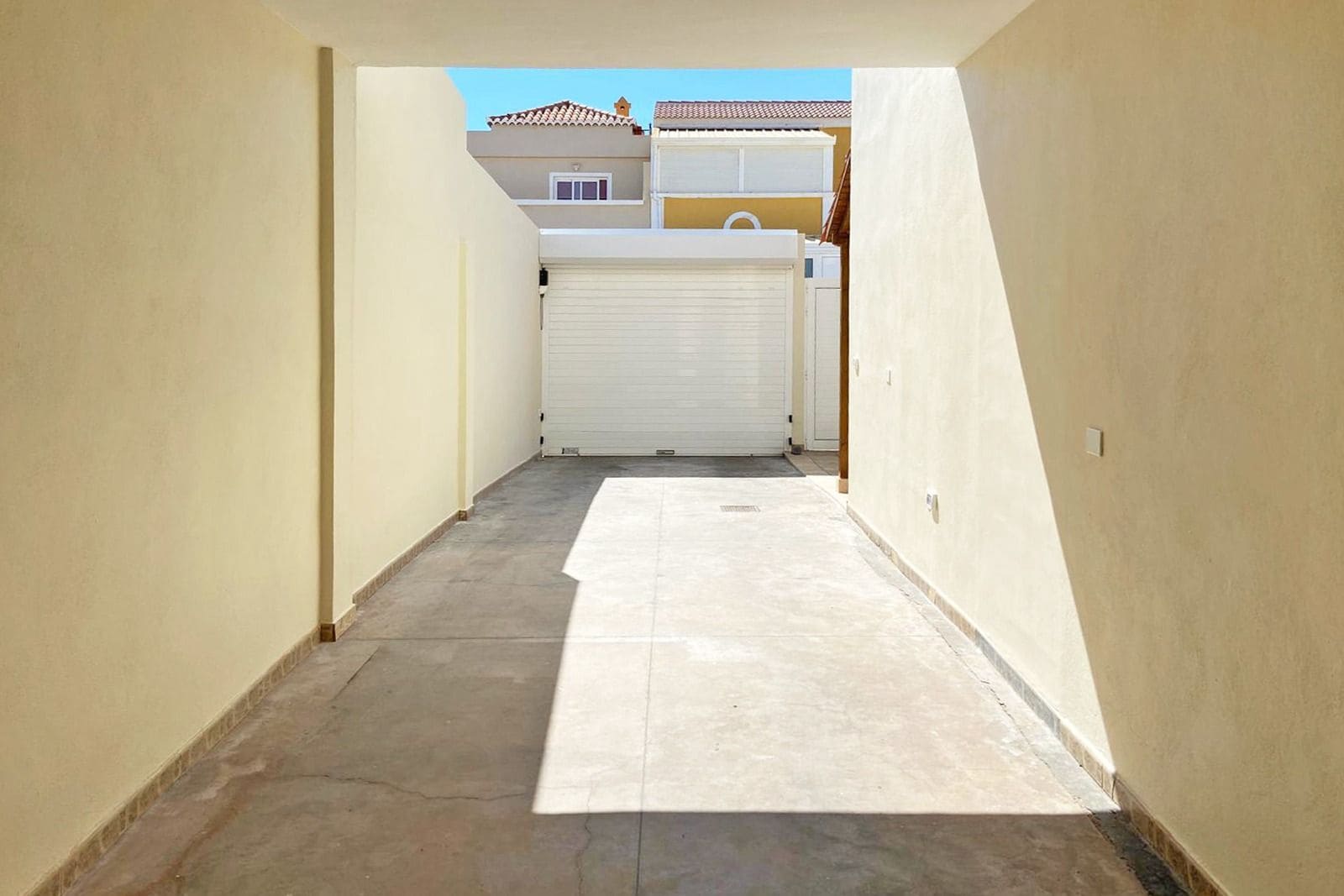 3 slaapkamer Villa te koop in Fasnia met garage - € 485.000 (Ref: 9413606)