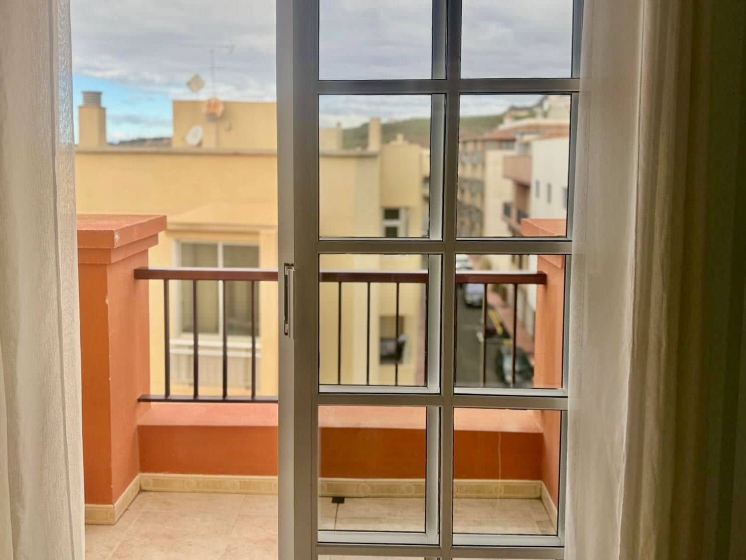 2 bedroom Apartment for sale in La Camella with garage - € 285,000 (Ref: 9413607)