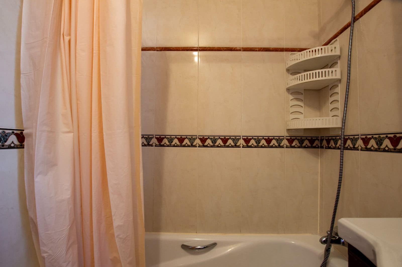 4 soverom Villa til salgs i Arona med svømmebasseng garasje - € 579 000 (Ref: 9421864)