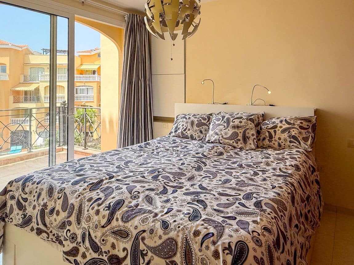 2 slaapkamer Appartement te koop in Los Cristianos met zwembad - € 430.000 (Ref: 9441256)