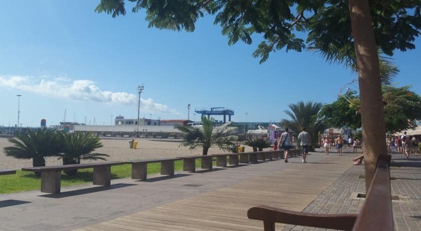 Apartamento de 1 habitación en Los Cristianos en venta con piscina garaje - 295.000 € (Ref: 9441257)