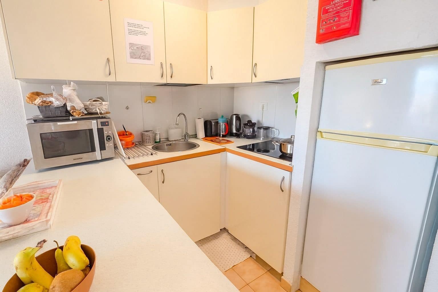 1 makuuhuone Huoneisto myytävänä paikassa Los Cristianos mukana uima-altaan 
autotalli - 290 000 € (Ref: 9445768)