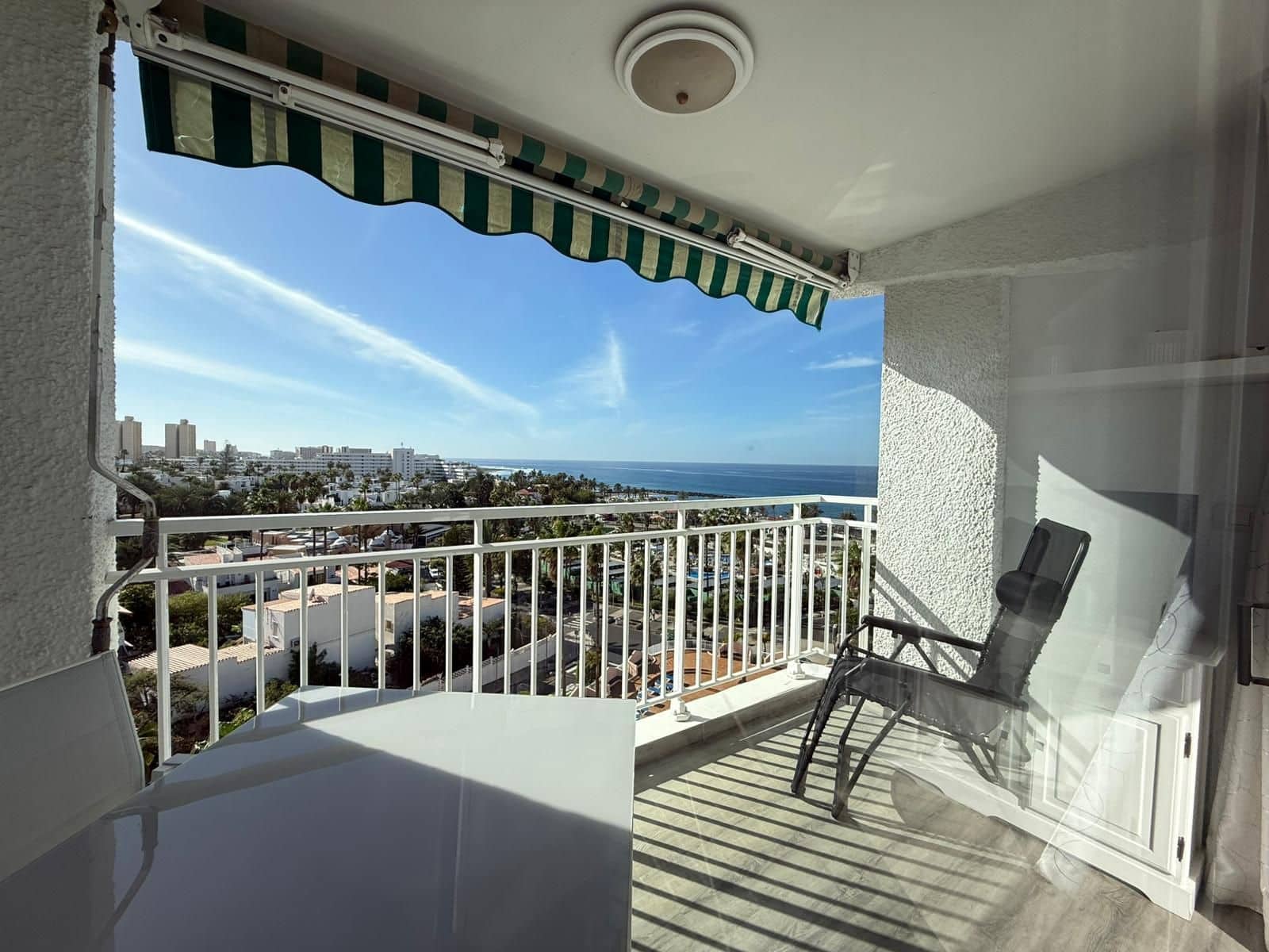 1 sypialnia Penthouse na sprzedaż w Costa Adeje z basenem - 287 000 € (Ref: 9448603)