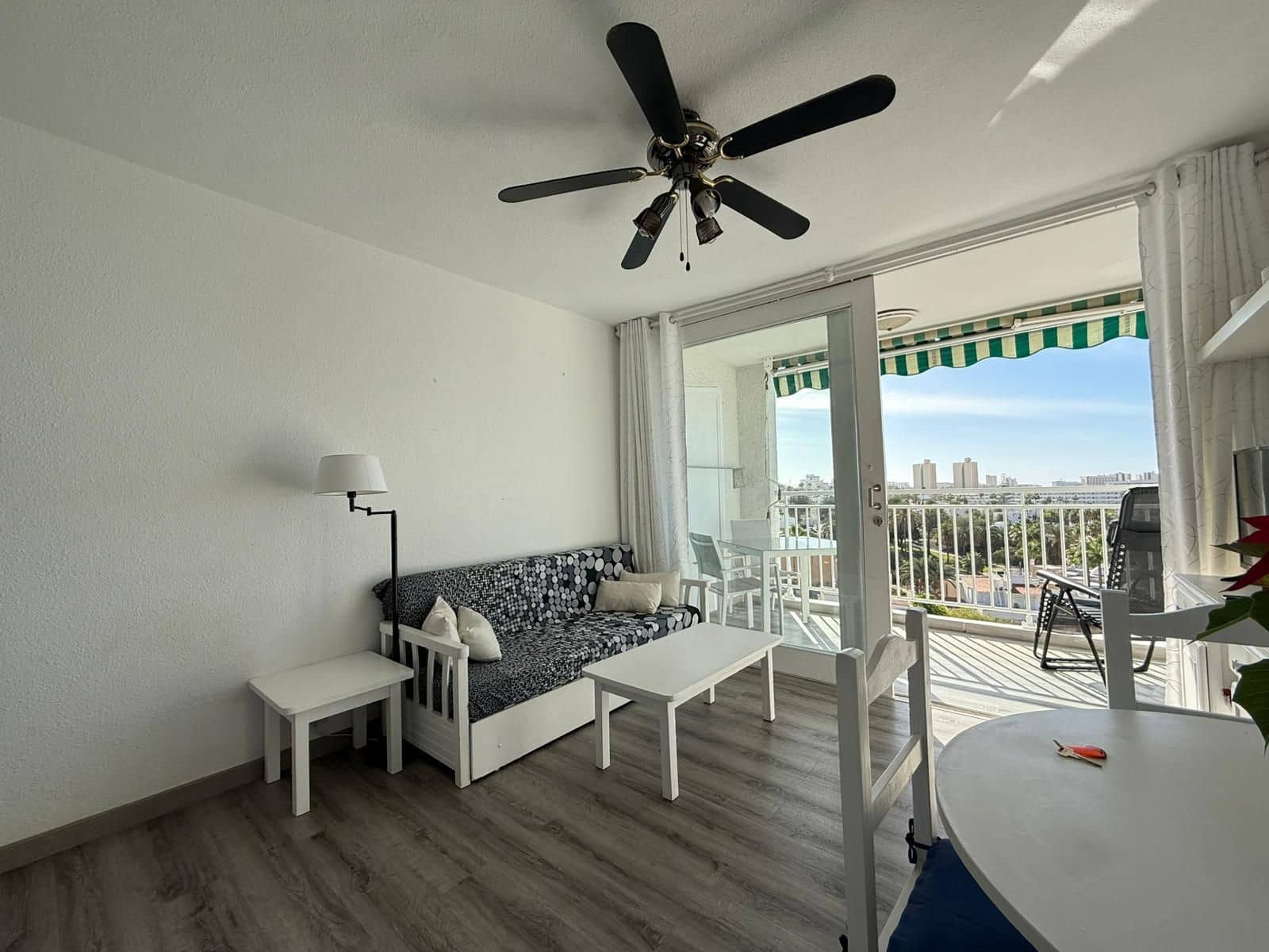 1 sypialnia Penthouse na sprzedaż w Costa Adeje z basenem - 287 000 € (Ref: 9448603)