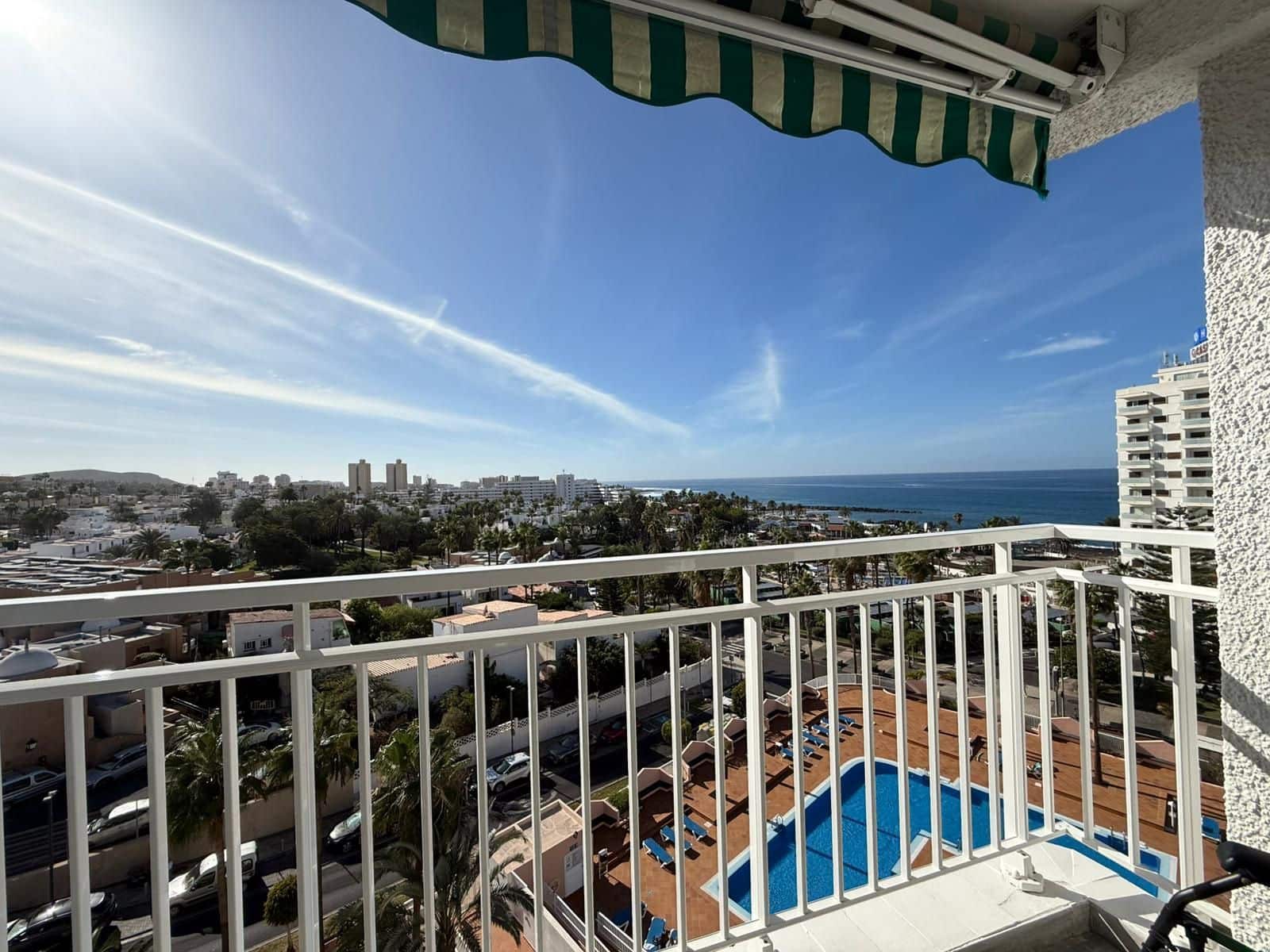 1 sypialnia Penthouse na sprzedaż w Costa Adeje z basenem - 287 000 € (Ref: 9448603)