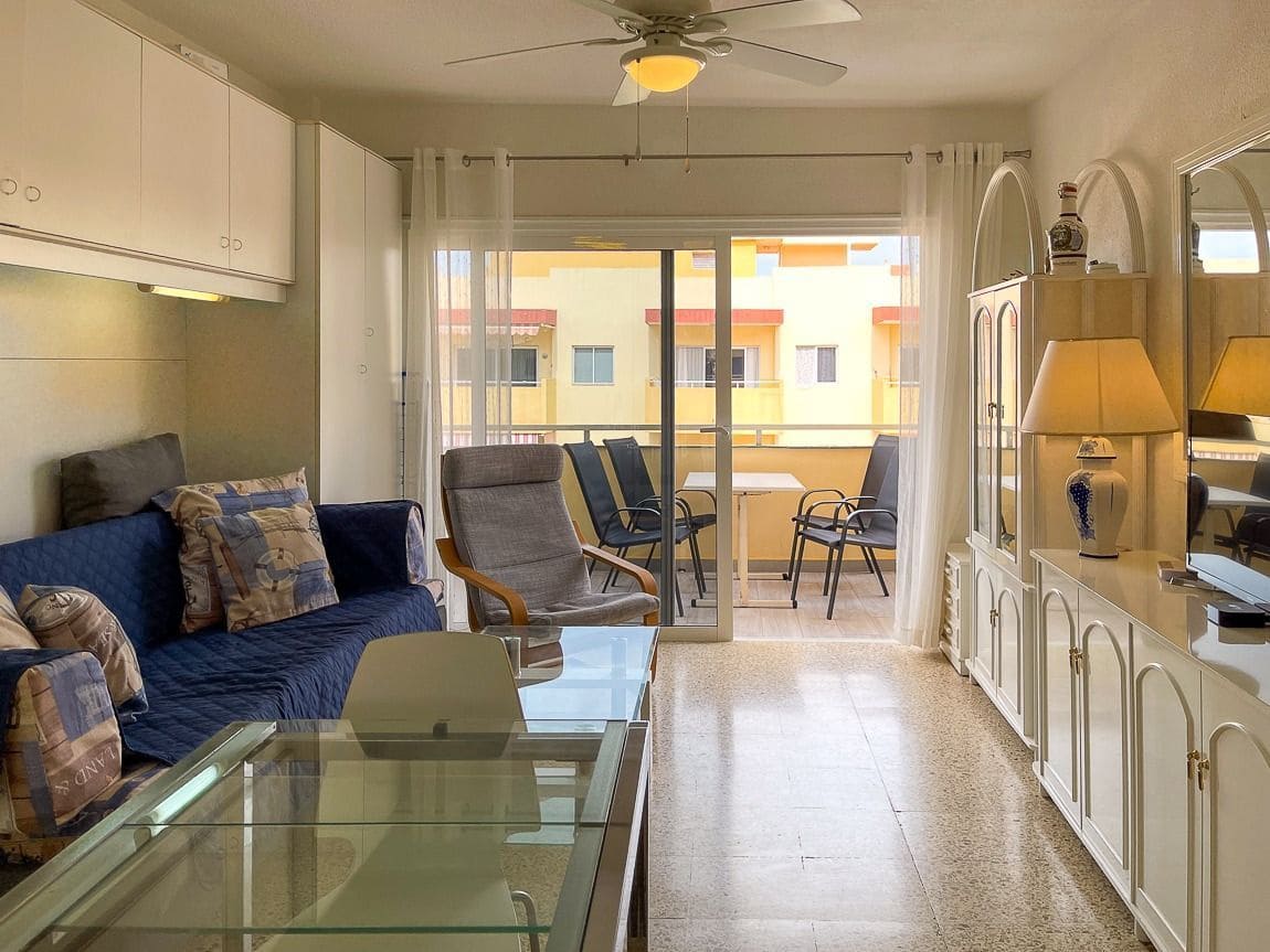 1 chambre Appartement à vendre à Los Cristianos avec piscine - 275 000 € (Ref: 9448604)