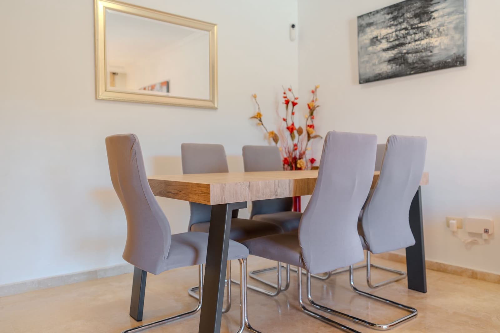 3 sovrum Semi-fristående Villa till salu i Playa del Duque med pool garage - 1 280 000 € (Ref: 9451622)