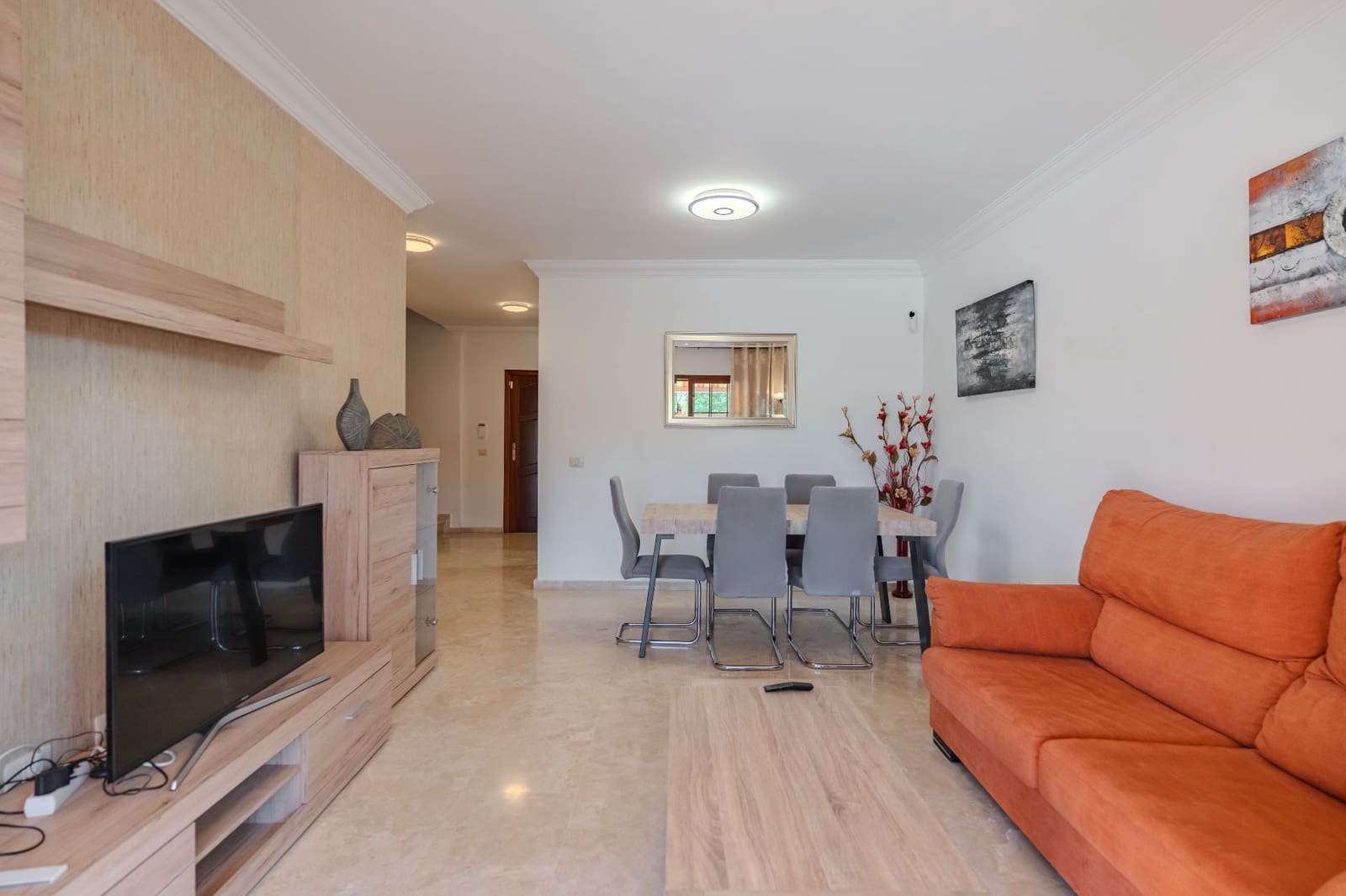 3 sovrum Semi-fristående Villa till salu i Playa del Duque med pool garage - 1 280 000 € (Ref: 9451622)