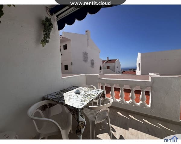 Appartement te koop in Los Cristianos, Arona met zwembad - € 199.000 (Ref: 9465172)