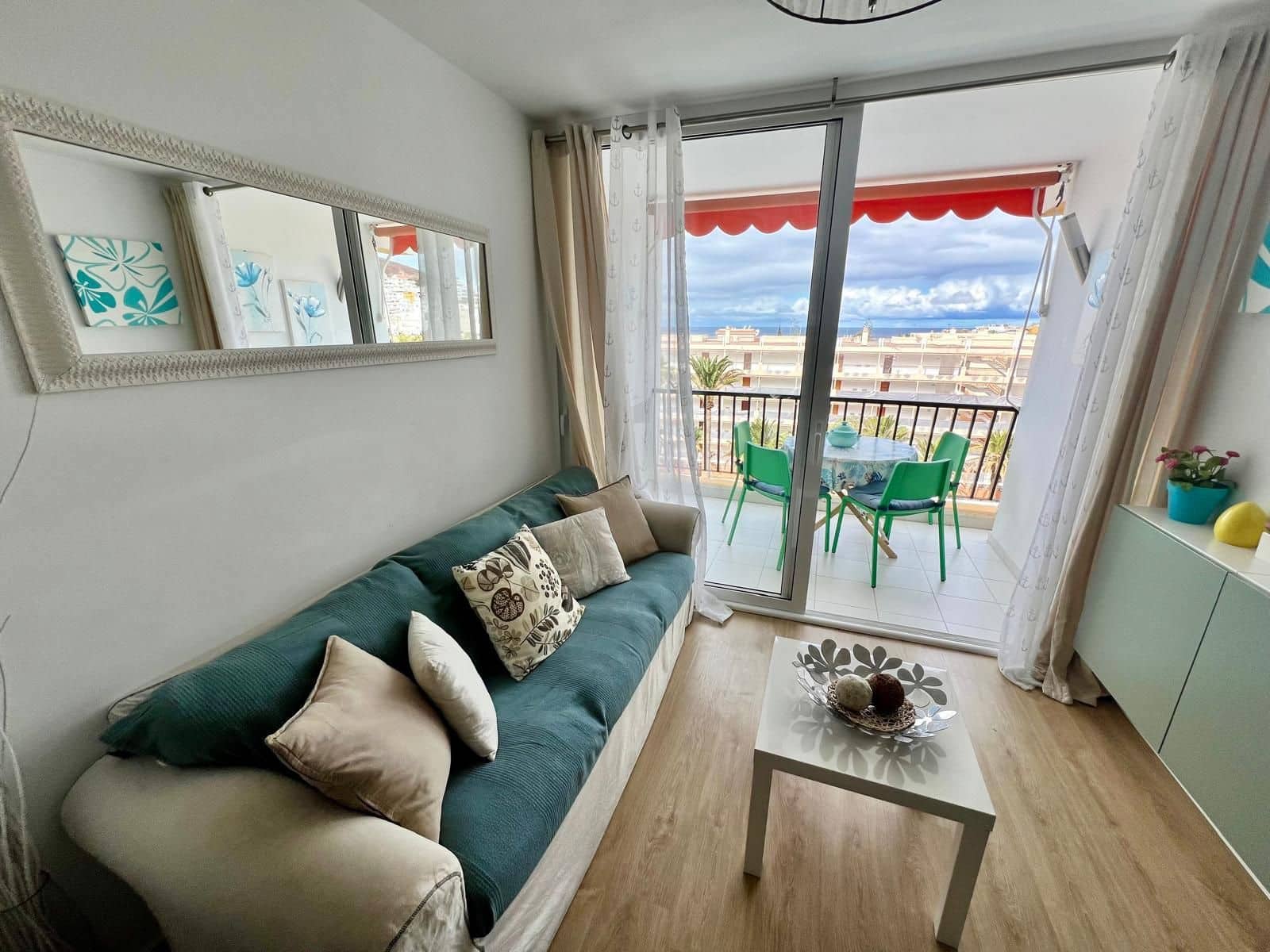 2 chambre Appartement à vendre à Los Cristianos avec piscine garage - 460 000 € (Ref: 9465173)