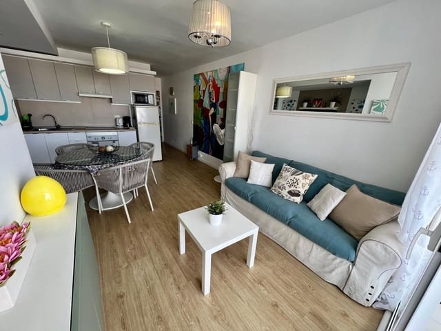 2 slaapkamer Appartement te koop in Los Cristianos, Arona met zwembad garage - € 460.000 (Ref: 9465173)