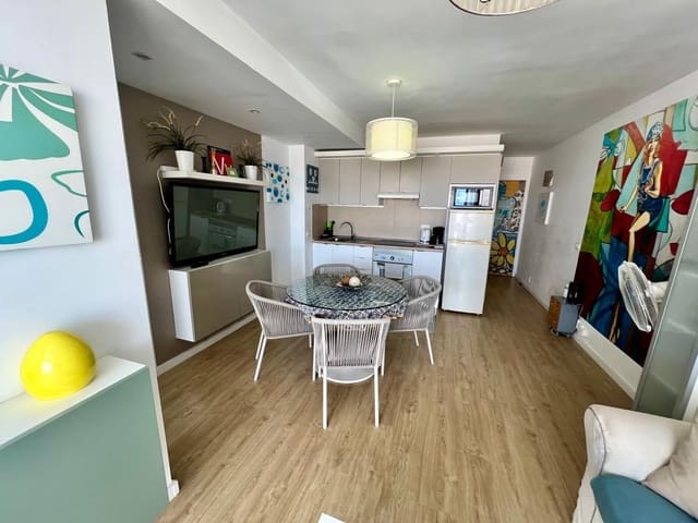 2 slaapkamer Appartement te koop in Los Cristianos, Arona met zwembad garage - € 460.000 (Ref: 9465173)