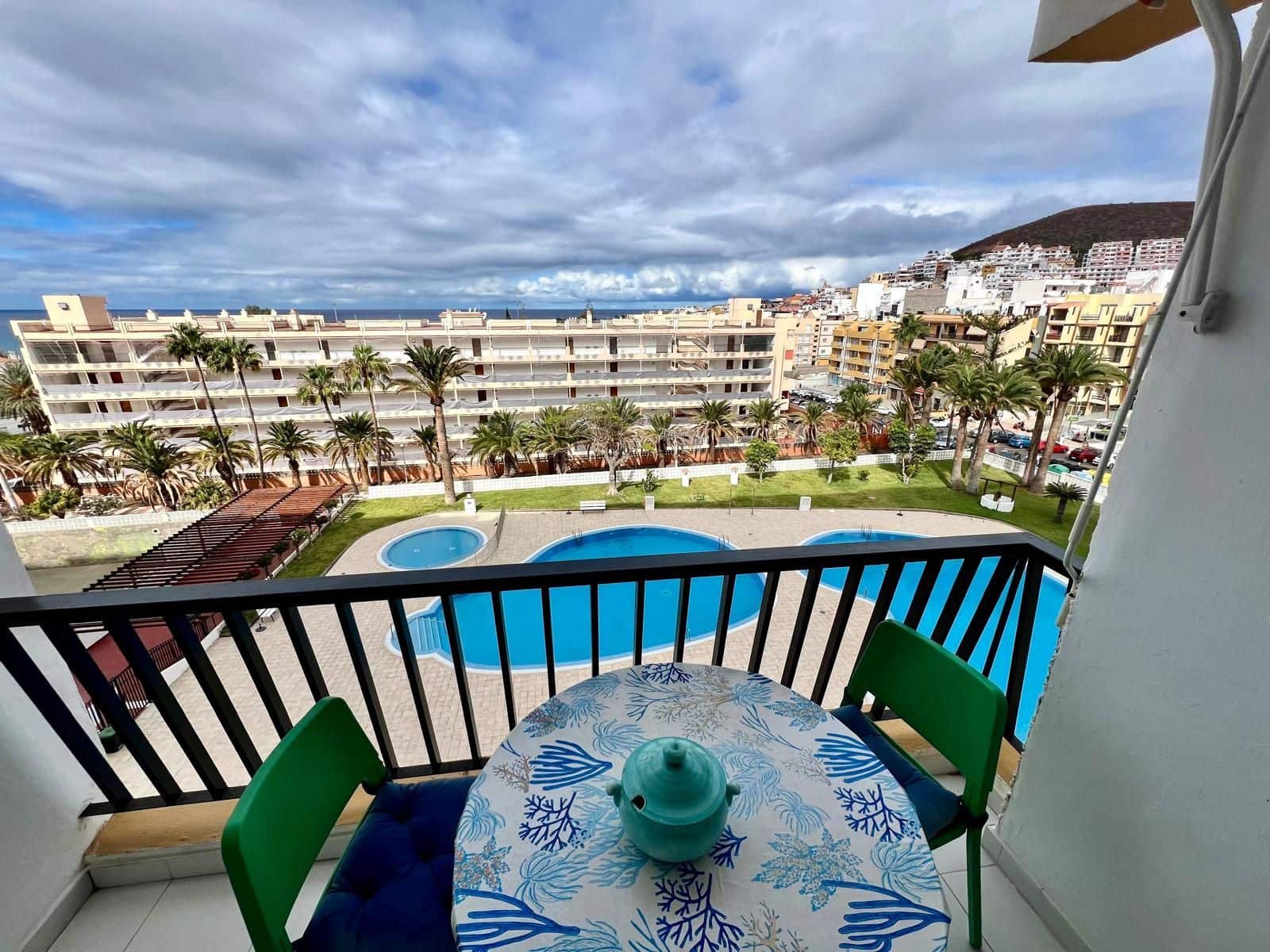 2 chambre Appartement à vendre à Los Cristianos avec piscine garage - 460 000 € (Ref: 9465173)