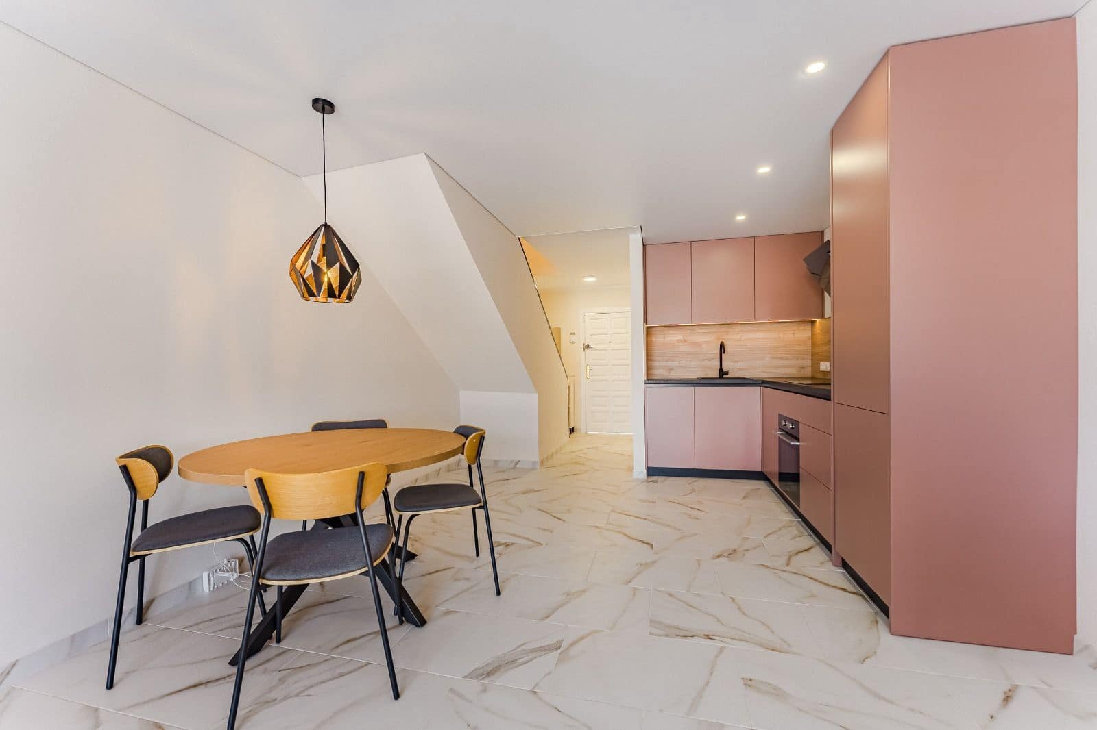 Apartamento de 2 habitaciones en Costa del Silencio en venta con piscina garaje - 325.000 € (Ref: 9465174)