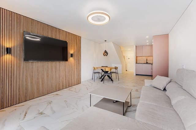 Apartamento de 2 habitaciones en Costa del Silencio, Arona en venta con piscina garaje - 325.000 € (Ref: 9465174)