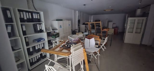 Erhverv til salg i Los Cristianos, Arona - € 340.000 (Ref: 9494280)