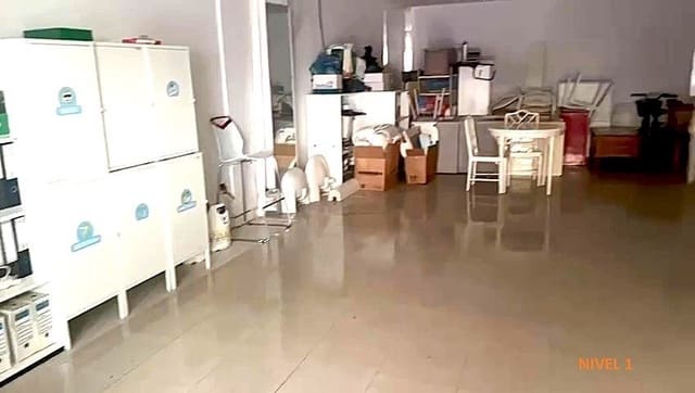 Erhverv til salg i Los Cristianos, Arona - € 340.000 (Ref: 9494280)