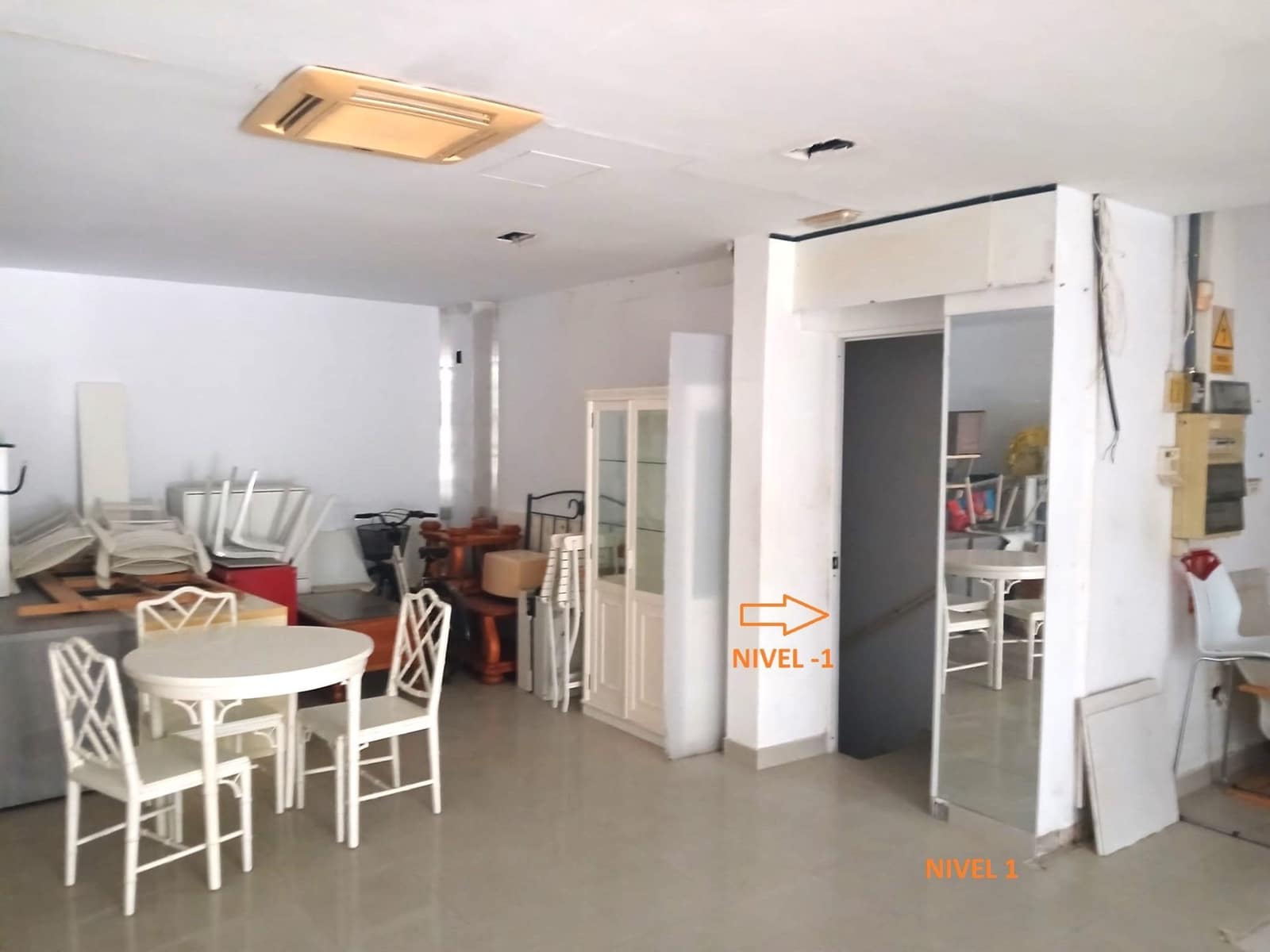 Commercieel te koop in Los Cristianos - € 340.000 (Ref: 9494280)