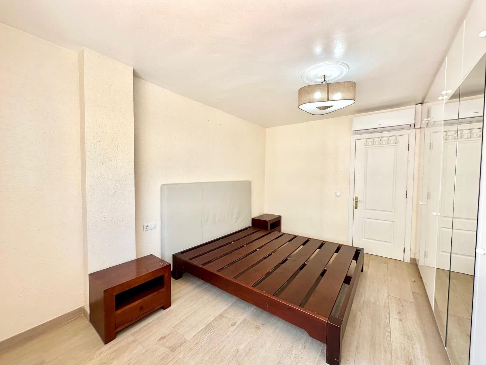 2 bedroom Apartment for sale in Los Cristianos with pool - € 355,000 (Ref: 9494282)