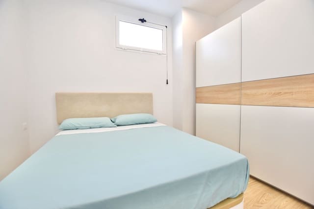 1 soveværelse Lejlighed til salg i Playa de las Américas, Adeje med swimmingpool garage - € 239.900 (Ref: 9496859)