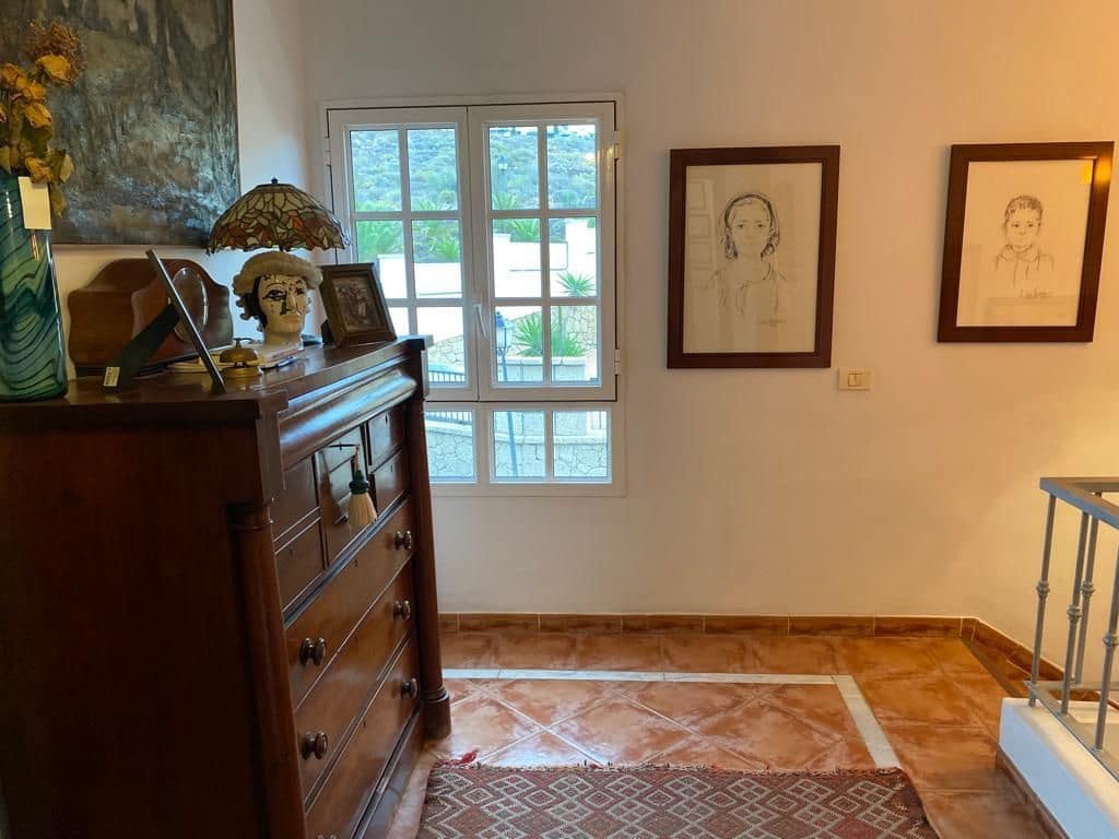 4 Zimmer Villa zu verkaufen in Chayofa mit Garage - 1.200.000 € (Ref: 9501843)