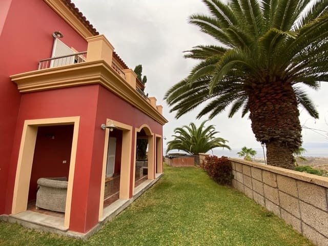 4 Zimmer Villa zu verkaufen in Chayofa, Arona mit Garage - 1.200.000 € (Ref: 9501843)