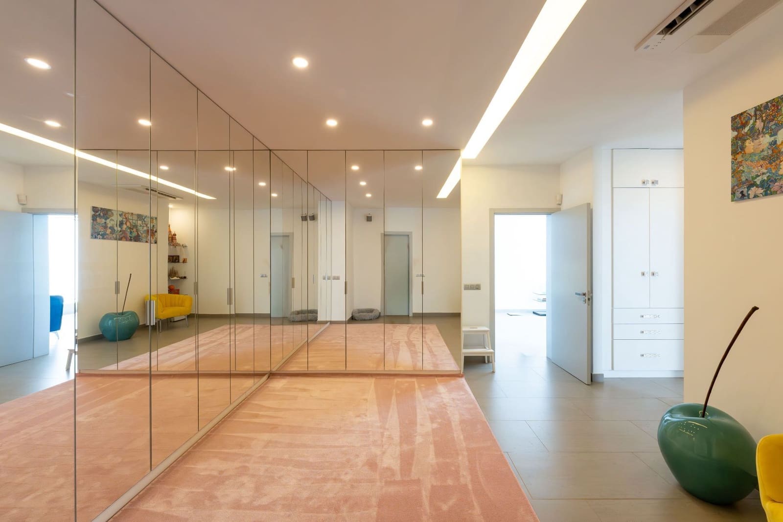 5 Zimmer Villa zu verkaufen in El Madronal mit Pool Garage - 2.950.000 € (Ref: 9501844)