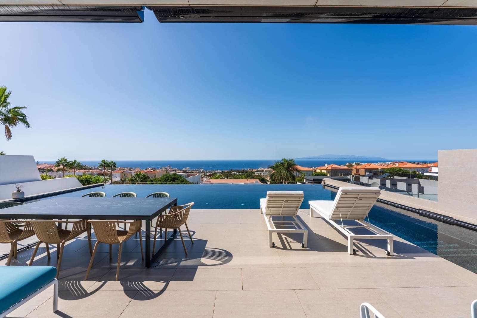 5 Zimmer Villa zu verkaufen in El Madronal mit Pool Garage - 2.950.000 € (Ref: 9501844)