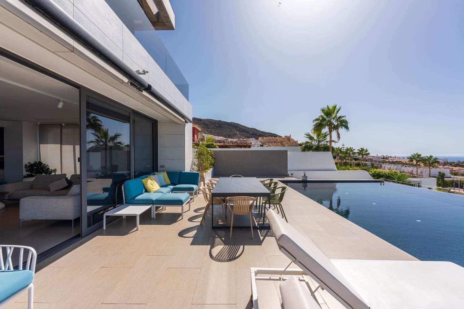 5 Zimmer Villa zu verkaufen in El Madronal mit Pool Garage - 2.950.000 € (Ref: 9501844)