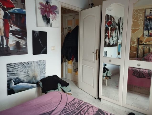 1 soveværelse Lejlighed til salg i Los Cristianos, Arona med swimmingpool - € 218.000 (Ref: 9523931)