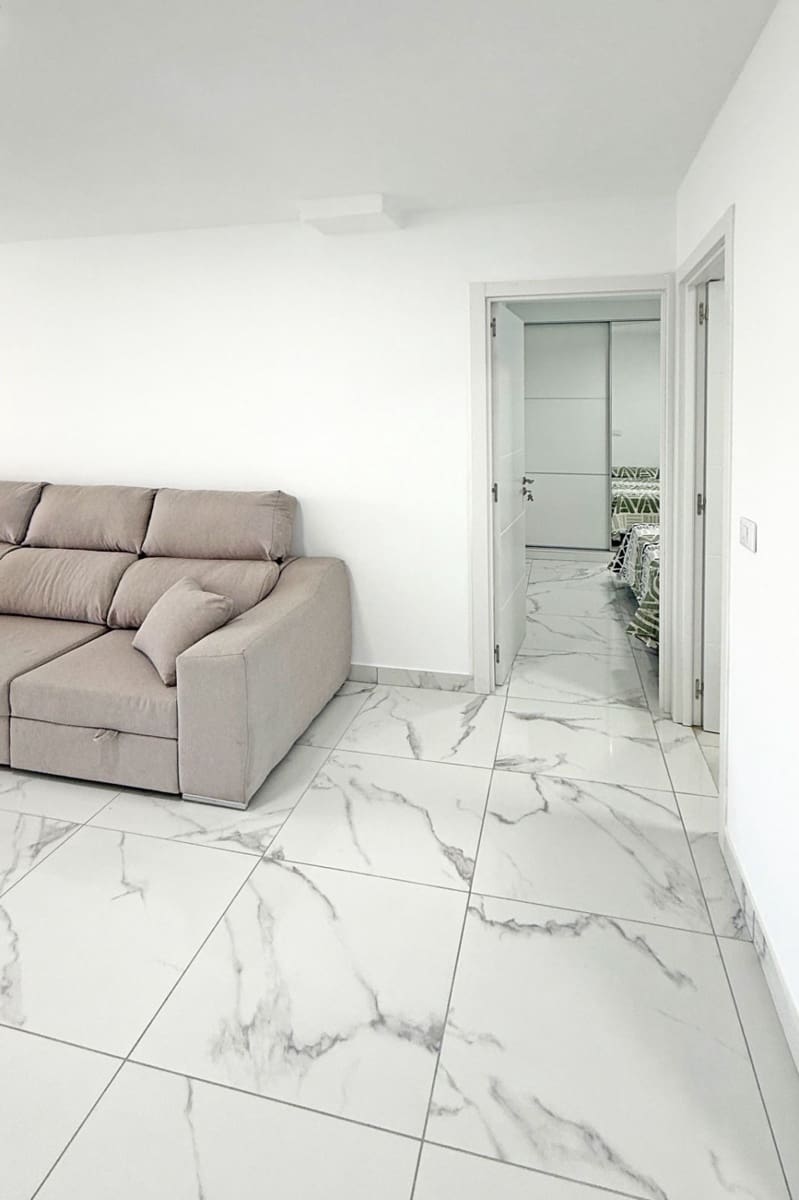 2 bedroom Apartment for sale in Playa de las Americas with pool - € 540,000 (Ref: 9529416)