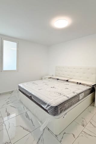 2 bedroom Apartment for sale in Playa de las Americas, Arona with pool - € 540,000 (Ref: 9529416)