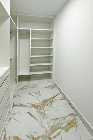 2 bedroom Apartment for sale in Playa de las Americas, Arona with pool - € 540,000 (Ref: 9529416)