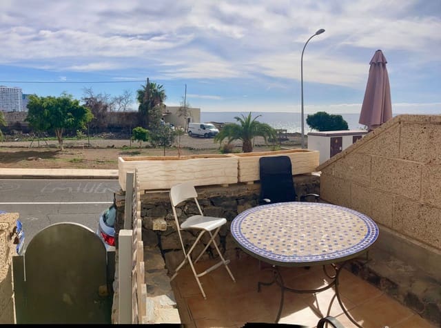 2 soveværelse Byhus til salg i Costa Adeje, Adeje med swimmingpool garage - € 299.000 (Ref: 9533190)